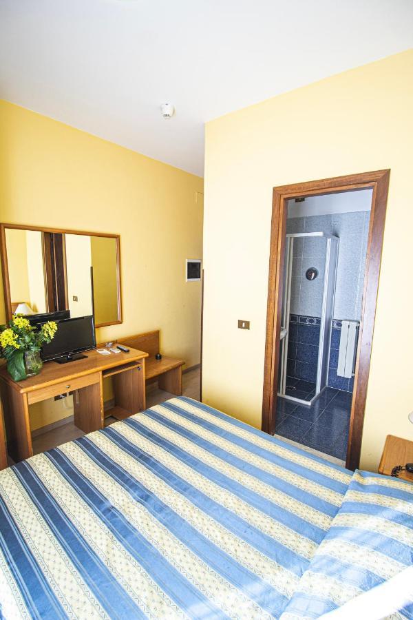 Hotel Prime - Montecatini Экстерьер фото