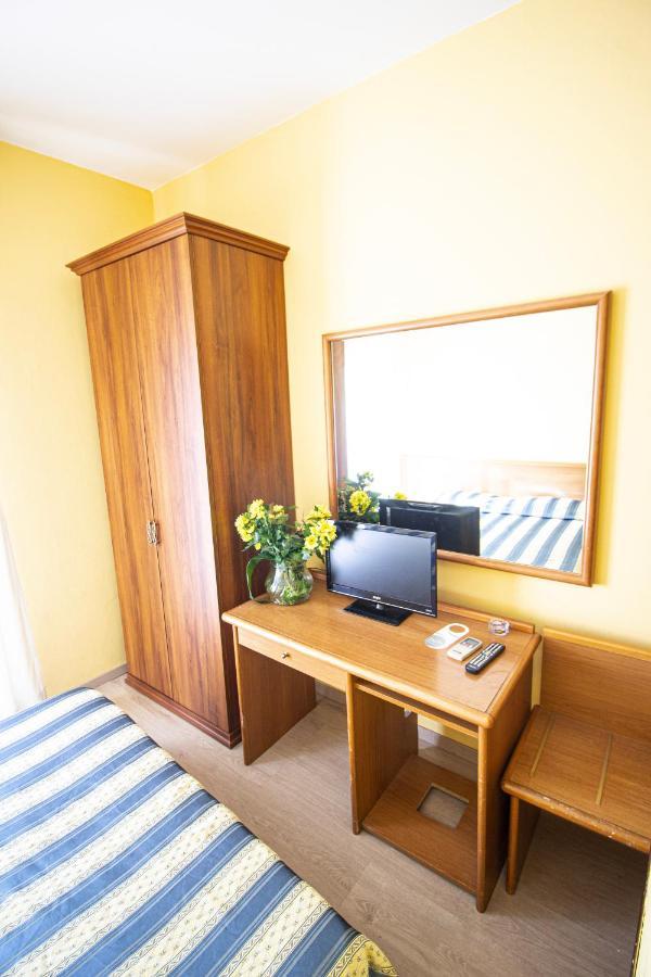 Hotel Prime - Montecatini Экстерьер фото